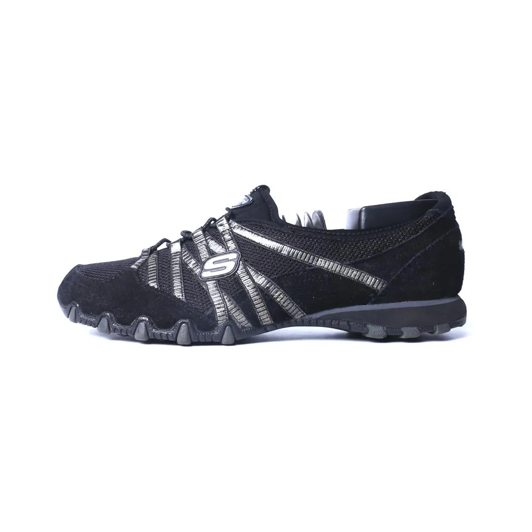 SKECHERS MEMORY FOAM Deep Grip Impact Resistance