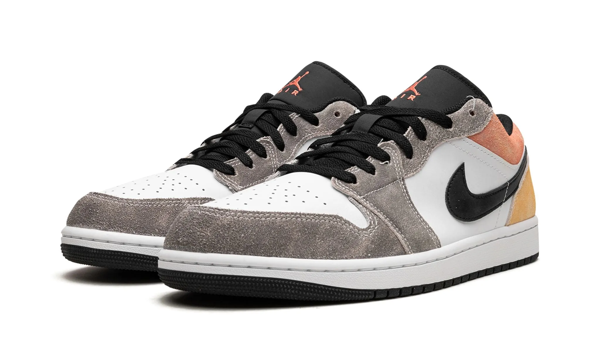 Heat Free Dynamic Edge Air Jordan 1 Low SE Flight Club