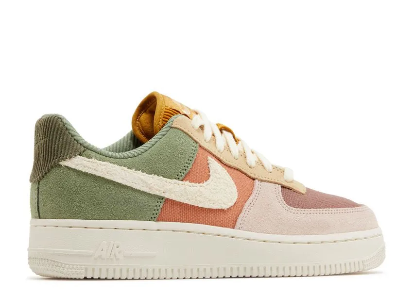 Tea Run Hill Stroll Nike Air Force 1 Low '07 LX Oil Green Terra Blush