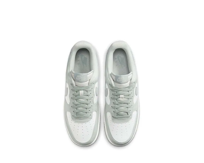 Cozy Support Fit Support Nike Air Force 1 '07 LV8