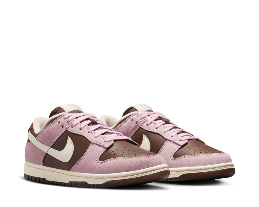 Nike Dunk Low W "Neapolitan" Comfortable Upper Lake Path