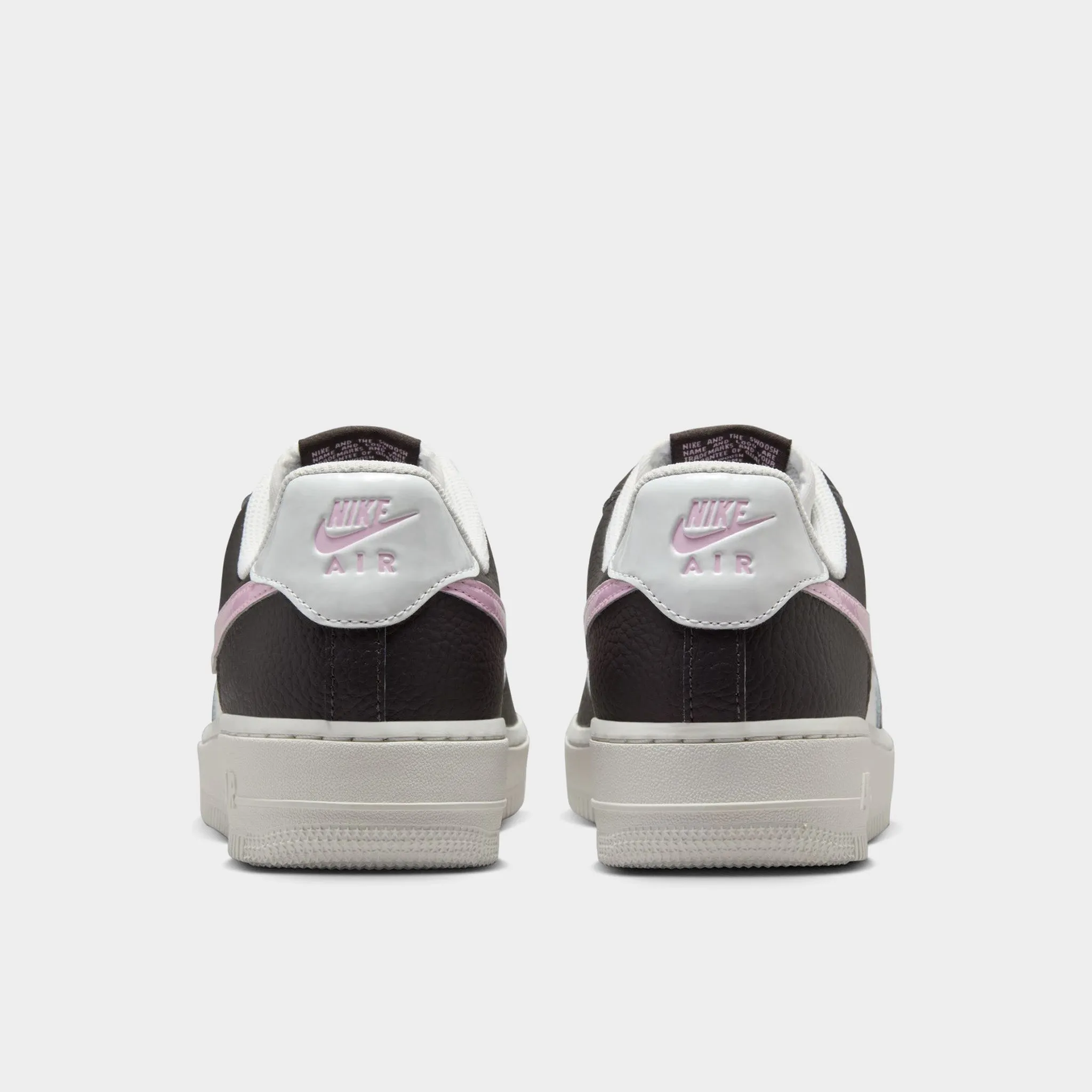 Grab Quick Taxi Ride Nike Women's Air Force 1 '07 Summit White / Pink Foam - Medium Ash