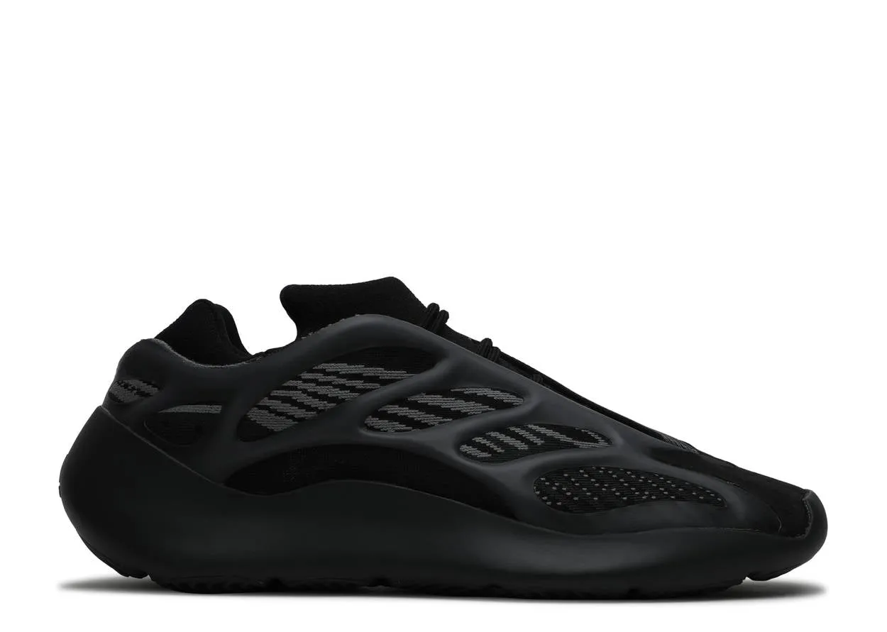 Adidas Yeezy 700 V3 Alvah Velcro Design Flexible form