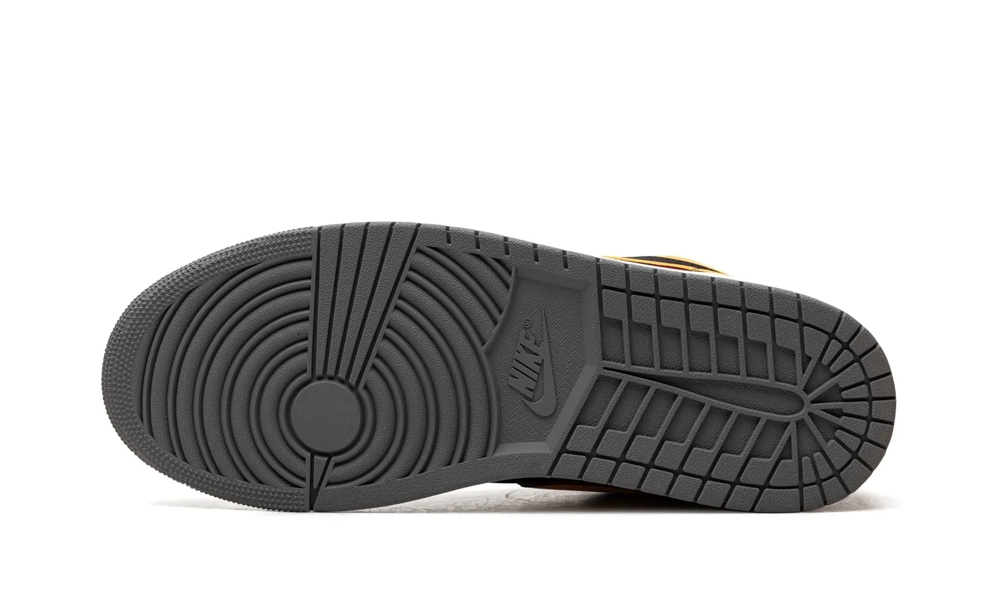 Flexible Sole Supportive Air Jordan 1 Low Vivid Orange