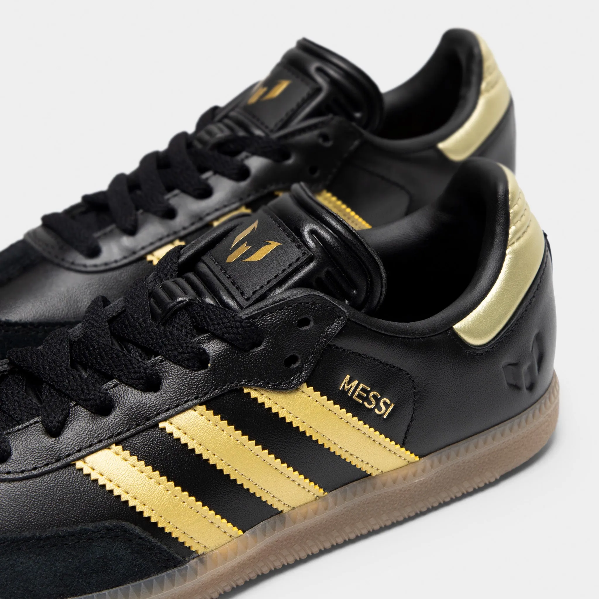 adidas Juniors' Samba Messi Core Black / Gold Metallic - Gum Comfort Platform Early Jog