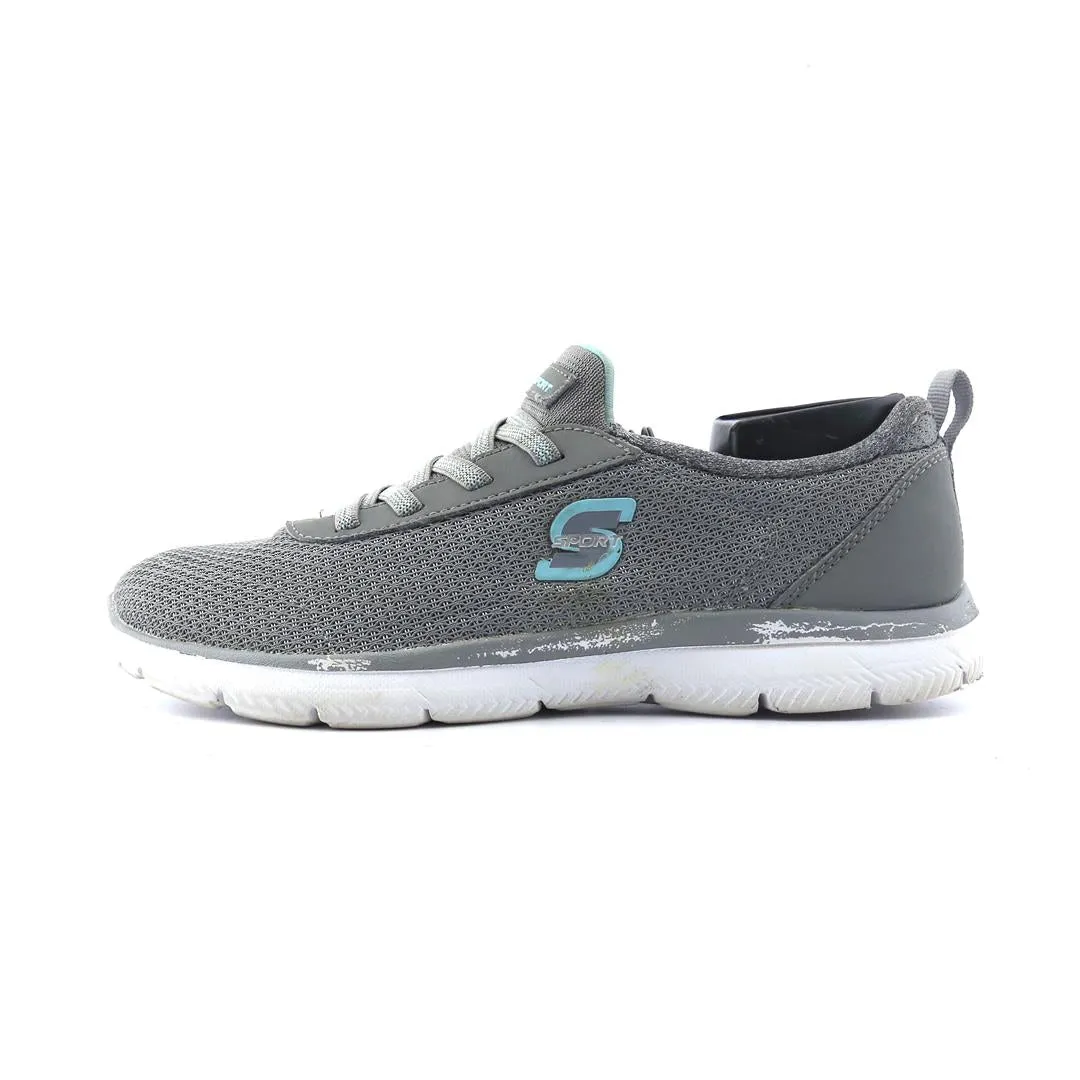 SKECHERS MEMORY FOAM Flexible Design Zen Step