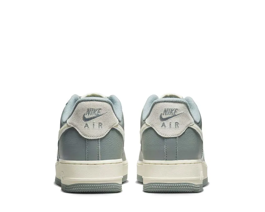 Nike Air Force 1 07 LX Work Day Fit