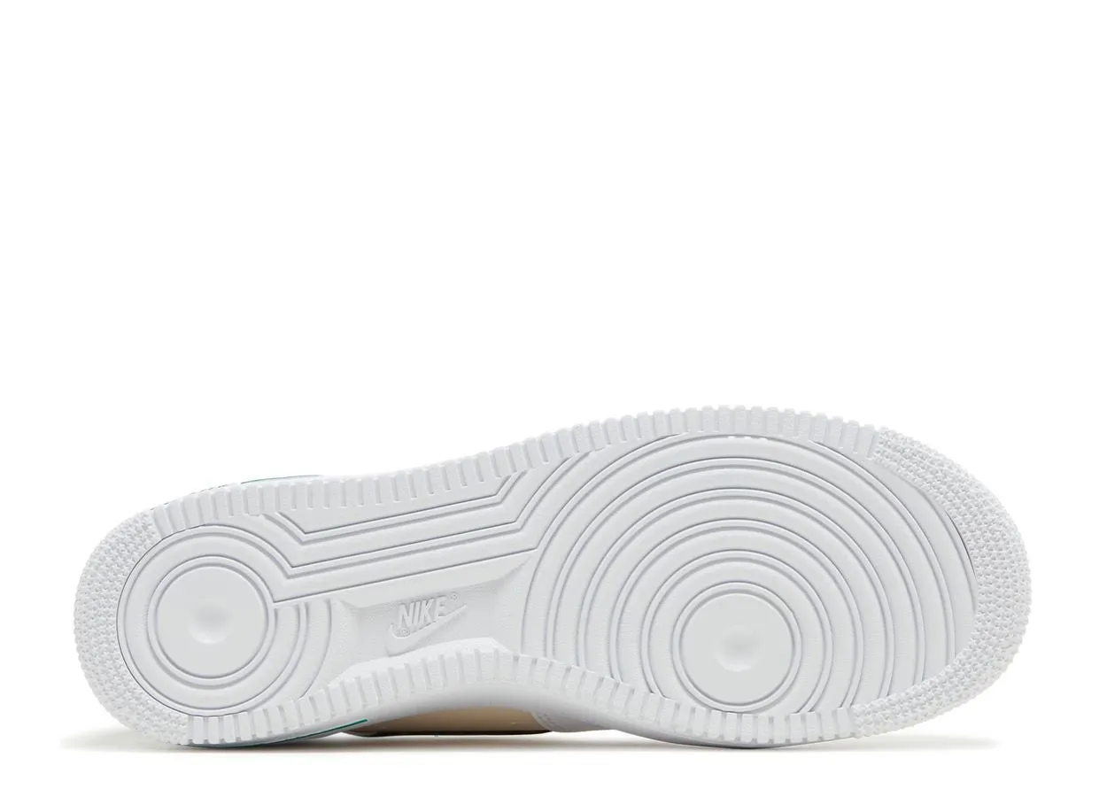 Nike Air Force 1 Low '07 LV8 White Malachite Shock   Absorbing Punch Step