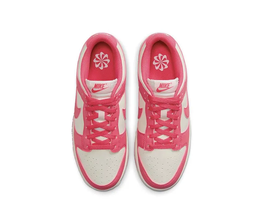 walking shoes Nike Dunk Low W