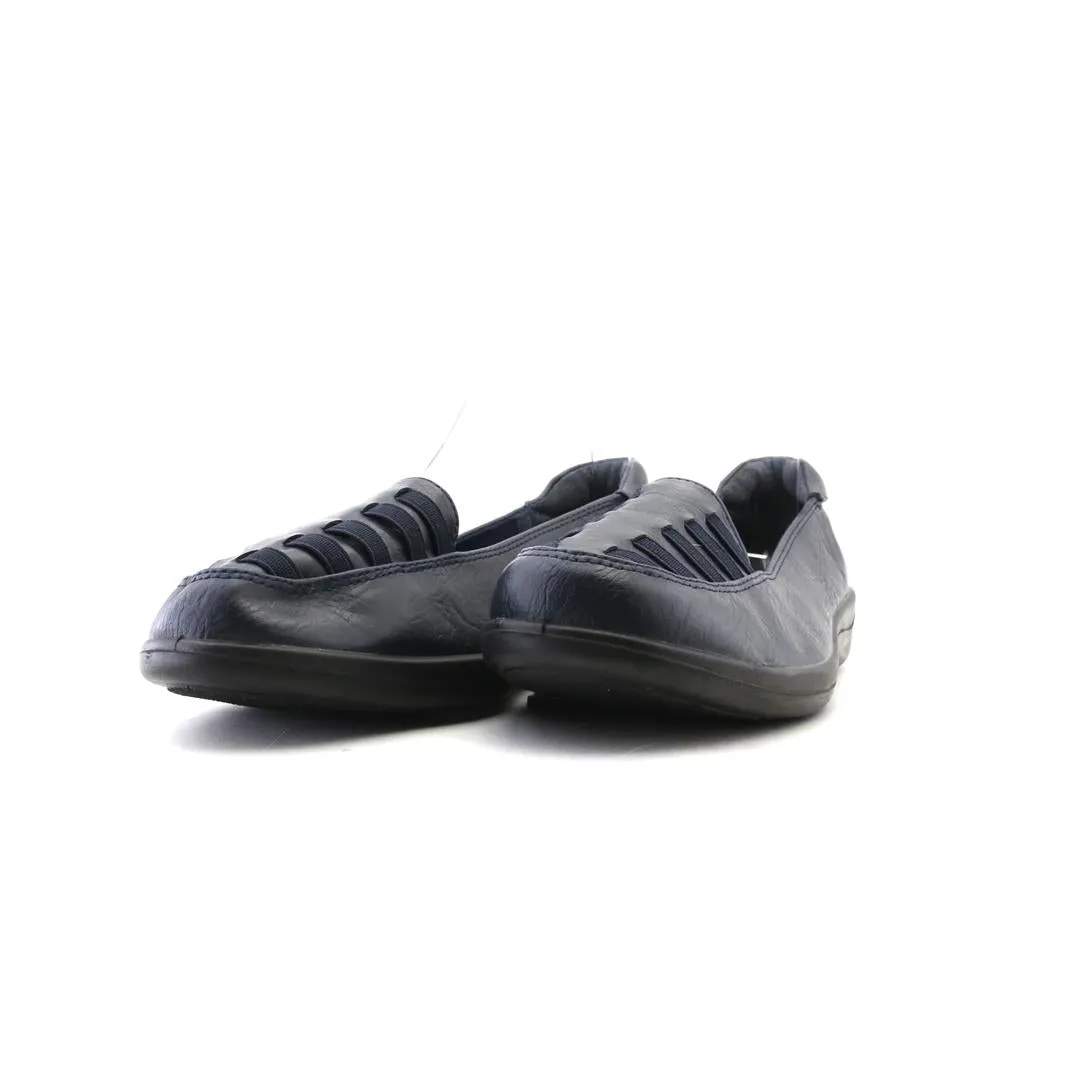 EASY STREET . Peak Step Fashion Glow