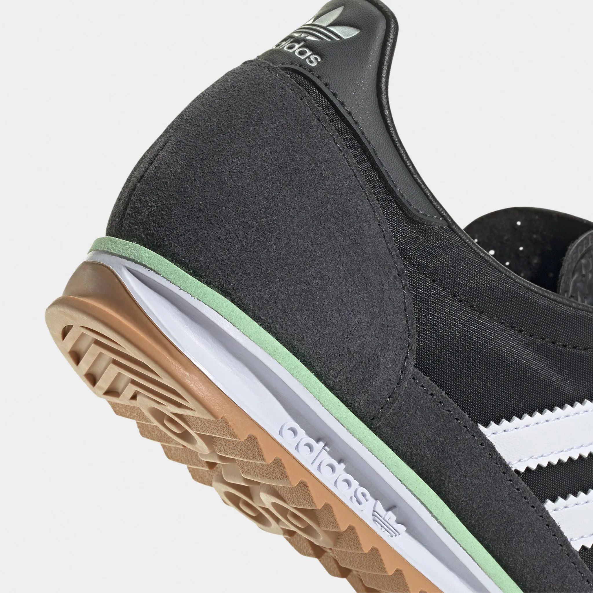 adidas Originals Women's SL 72 OG Core Black / Footwear White - Carbon Wild Trek Hiking