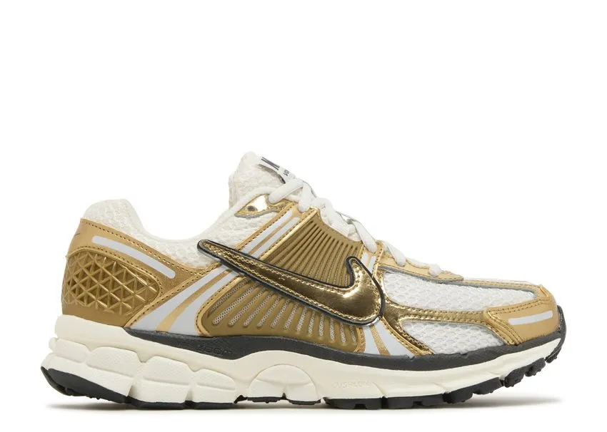 Nike Zoom Vomero 5 Metallic Gold soft shoes Casual runner