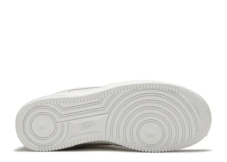 Well Built Park Jog Nike Air Force 1 Low Beach