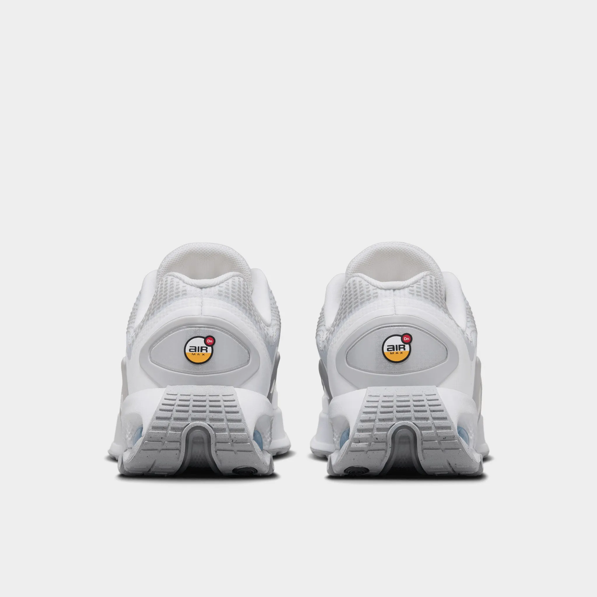 Running Inspired Round Toe Nike Air Max DN GS White / White - Metallic Silver