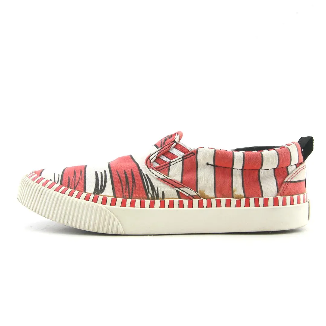 Ocean Walk Soft Land SKECHERS V'LITES - WE SAW HIM