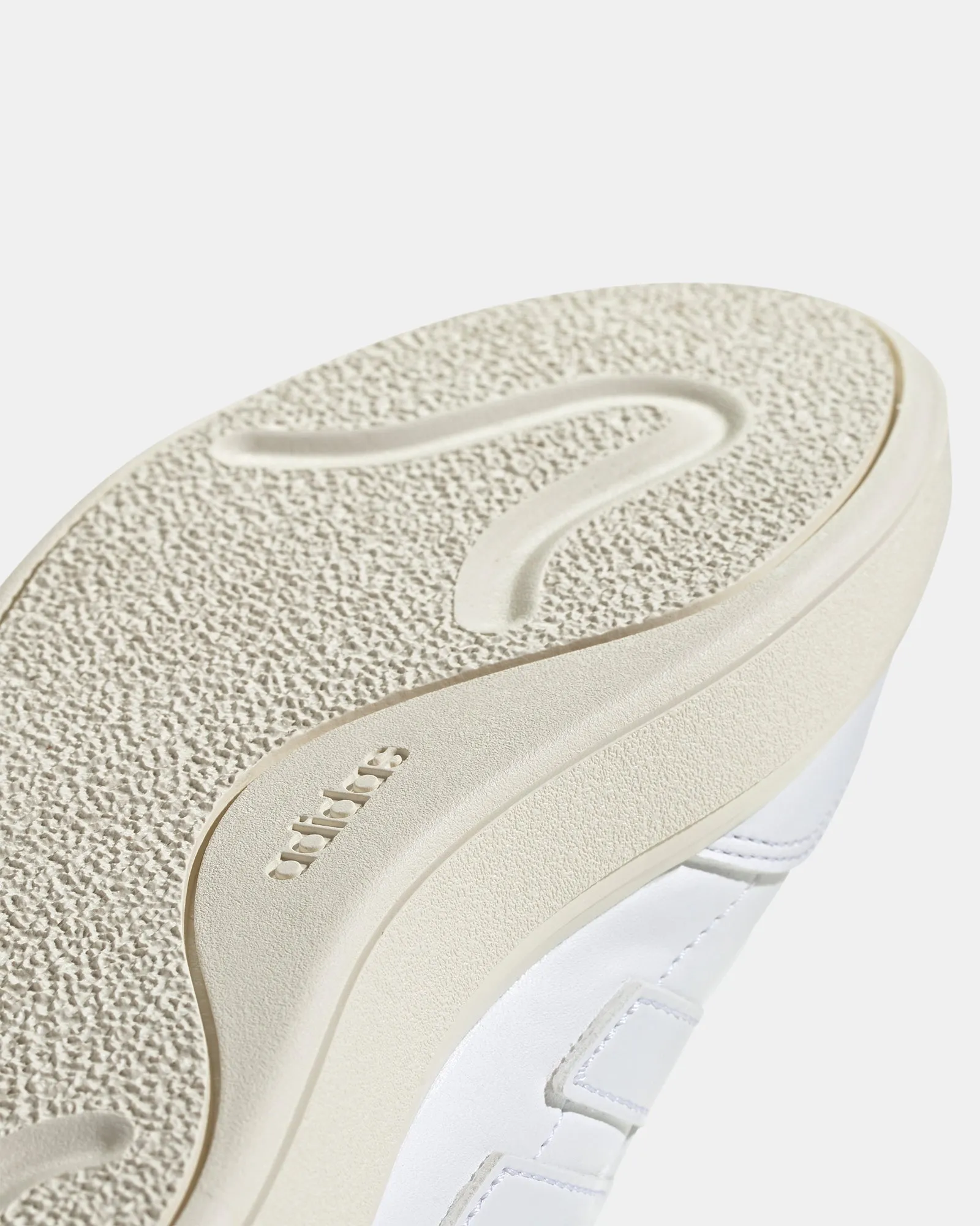 Courtblock W White/White Barefoot feel Clean Silhouette