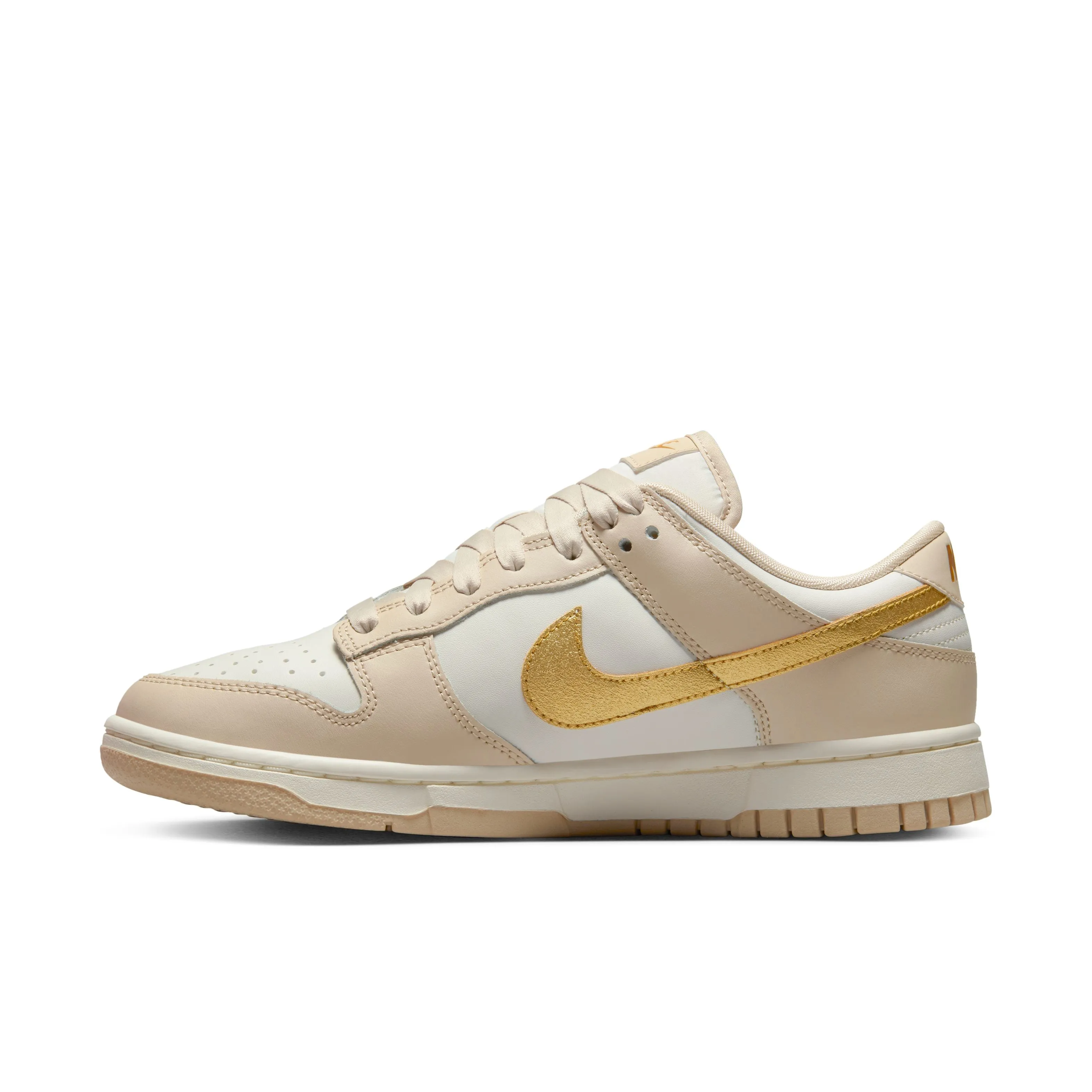 Dunk Low Lifestyle Shoes Street Vibe Road Fit