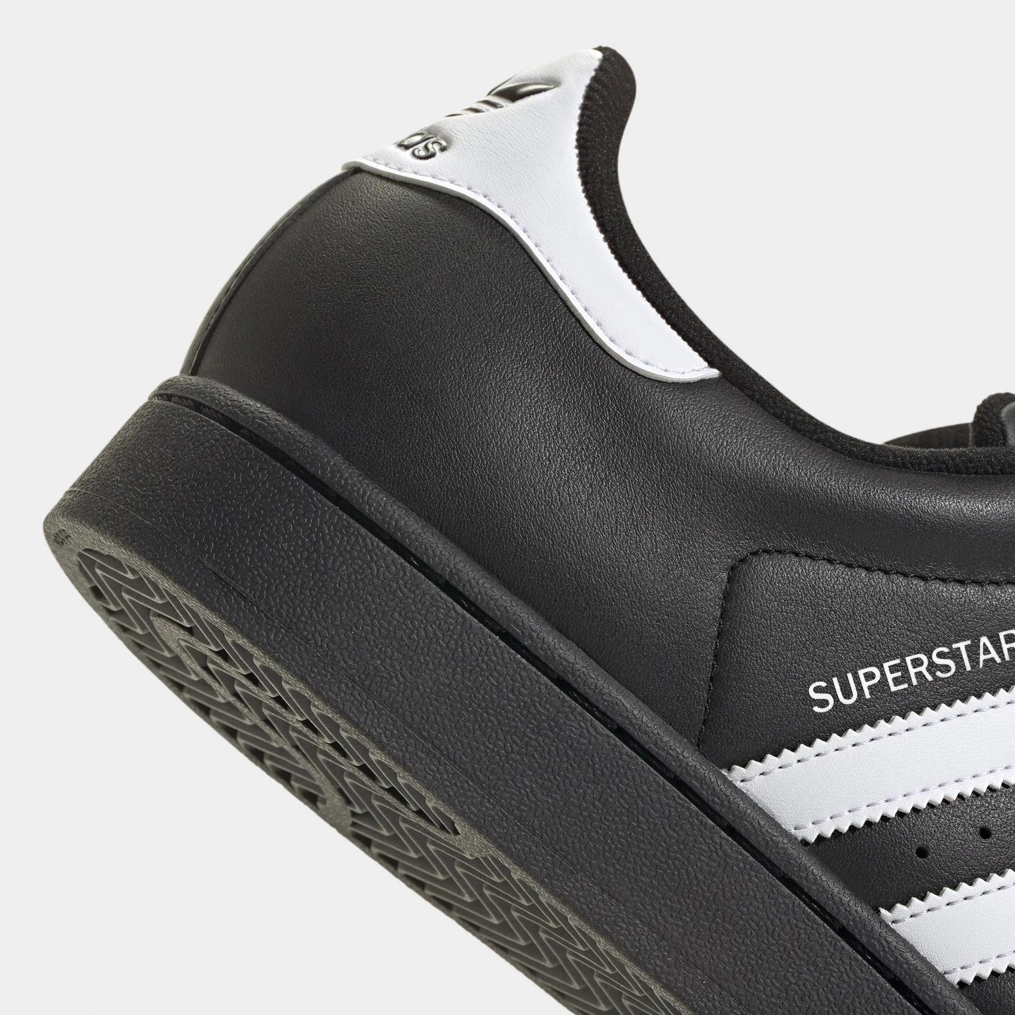 adidas Superstar II Core Black / Footwear White Vital Step Pose Ready