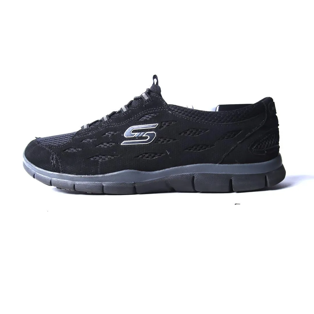 Play Hard SKECHERS AIR COOLED MEMORY FOAM
