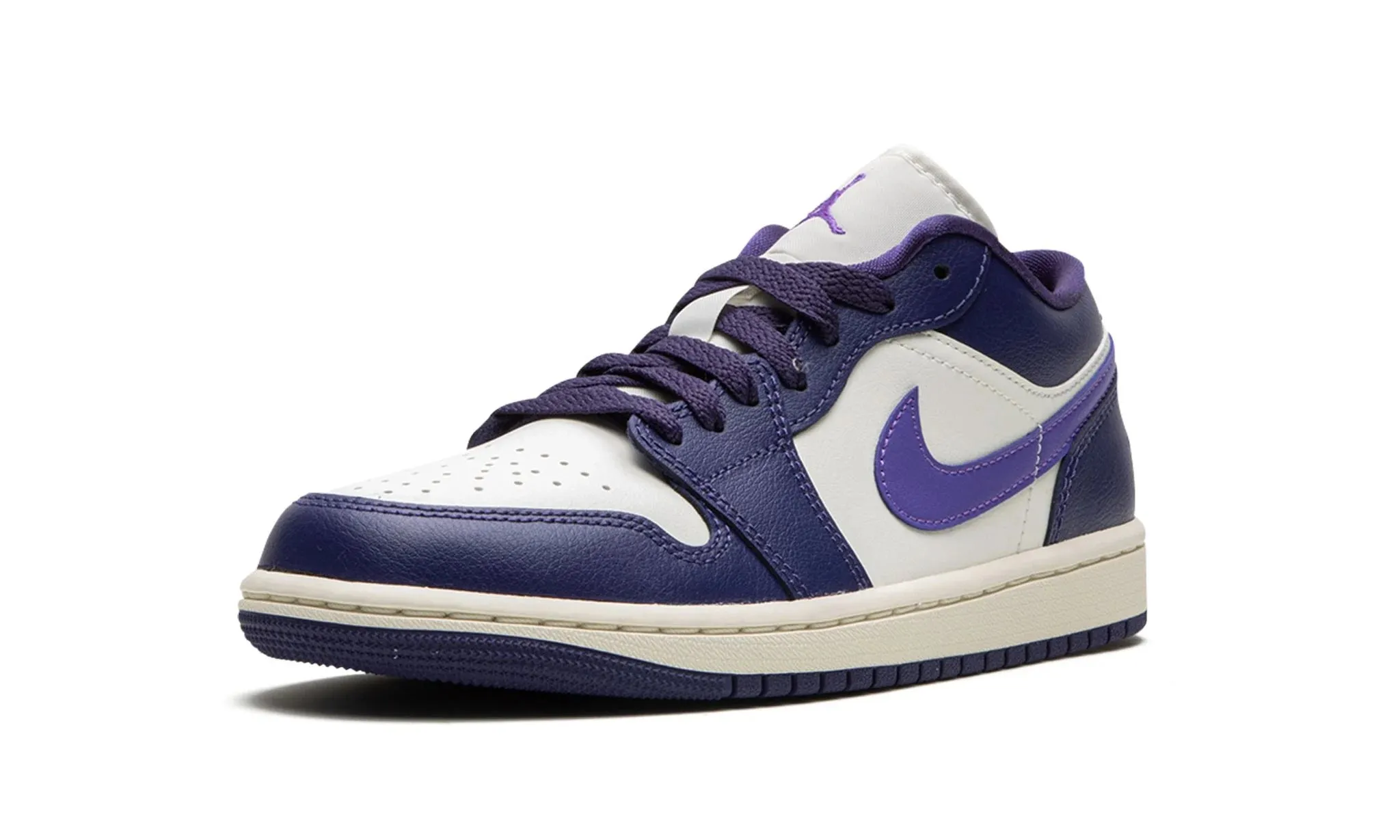 Spanish Bold Wmns Air Jordan 1 Low Sky J Purple