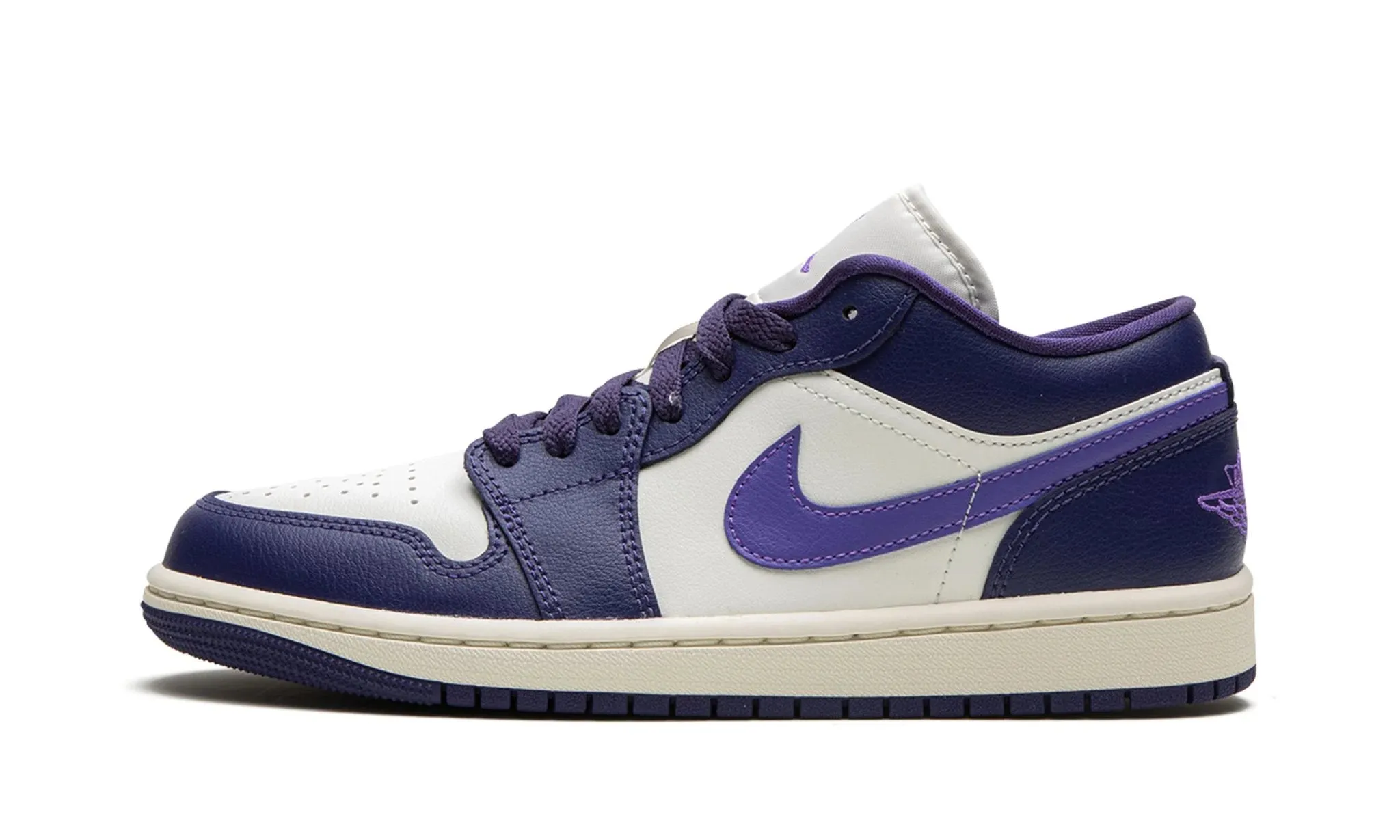 Wmns Air Jordan 1 Low Sky J Purple Buckle Fit