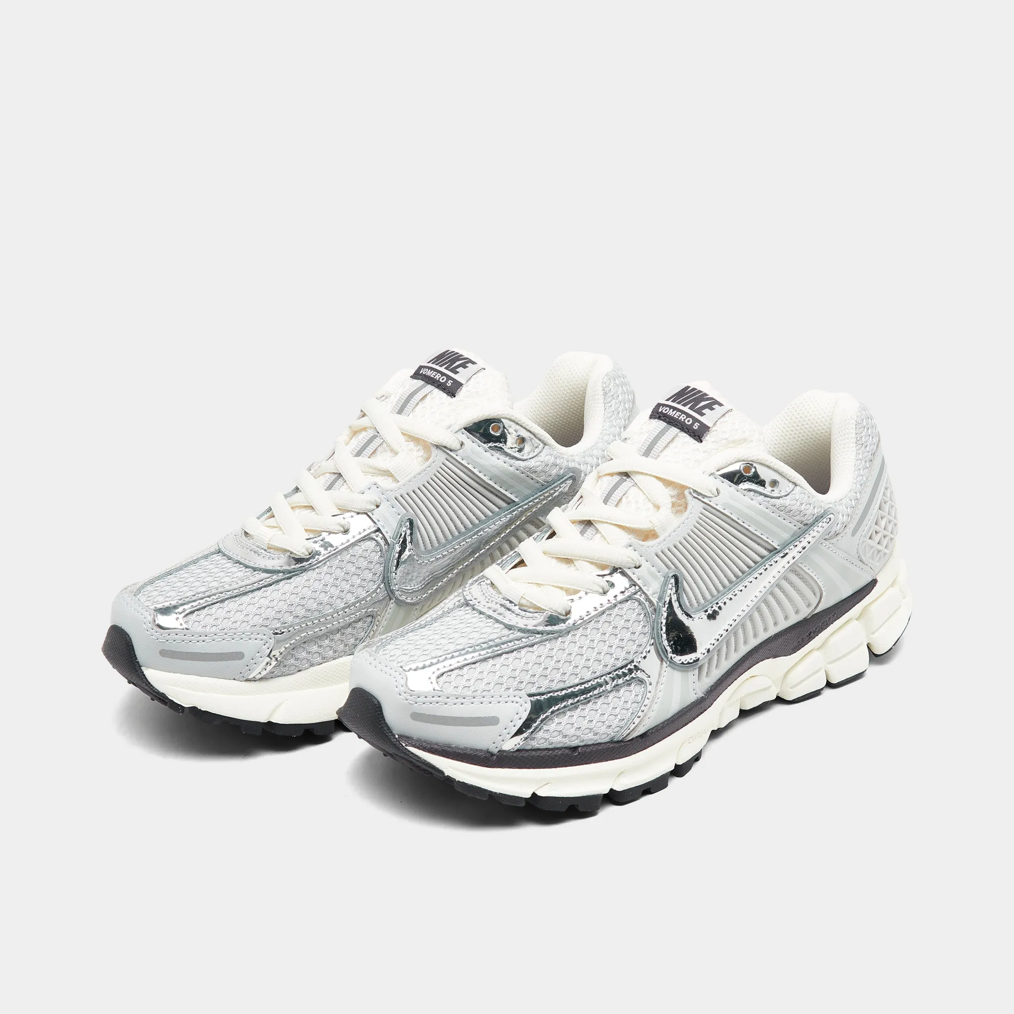 Mobility Boost Nike Women's Zoom Vomero 5 Photon Dust / Chrome - Gridiron