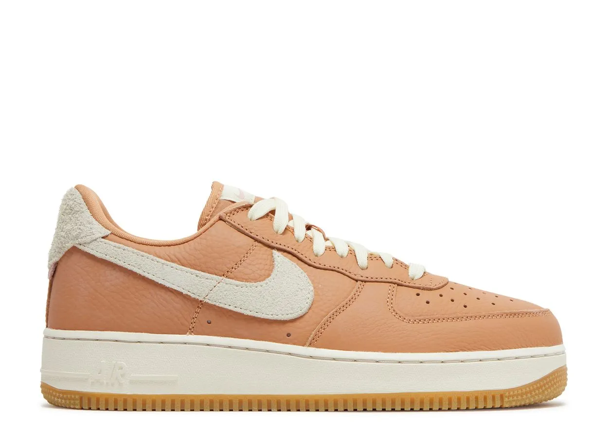 evening walk Pet Walk Nike Air Force 1 '07 Craft Light Cognac