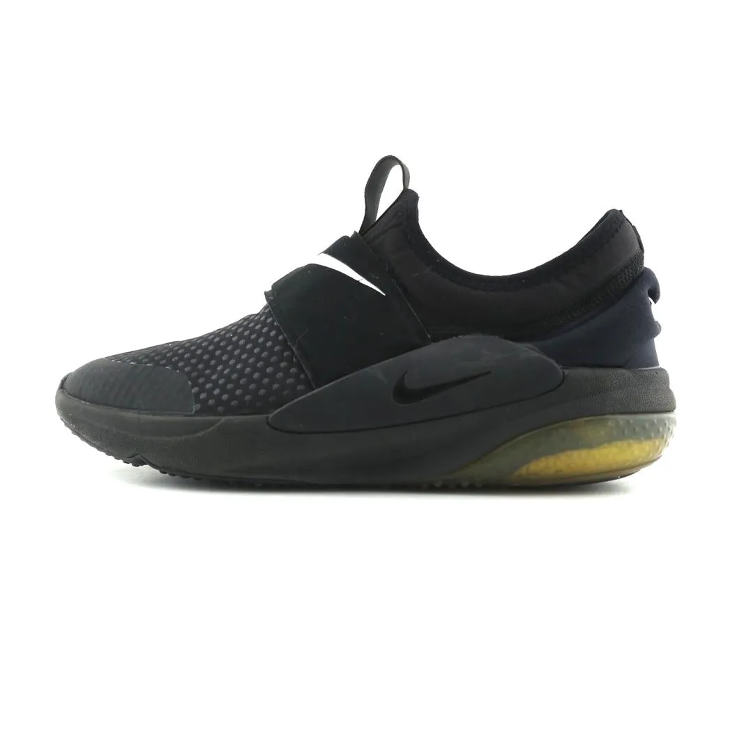 Anti Odor Climb Strong NIKE JOYRIDE NOVA