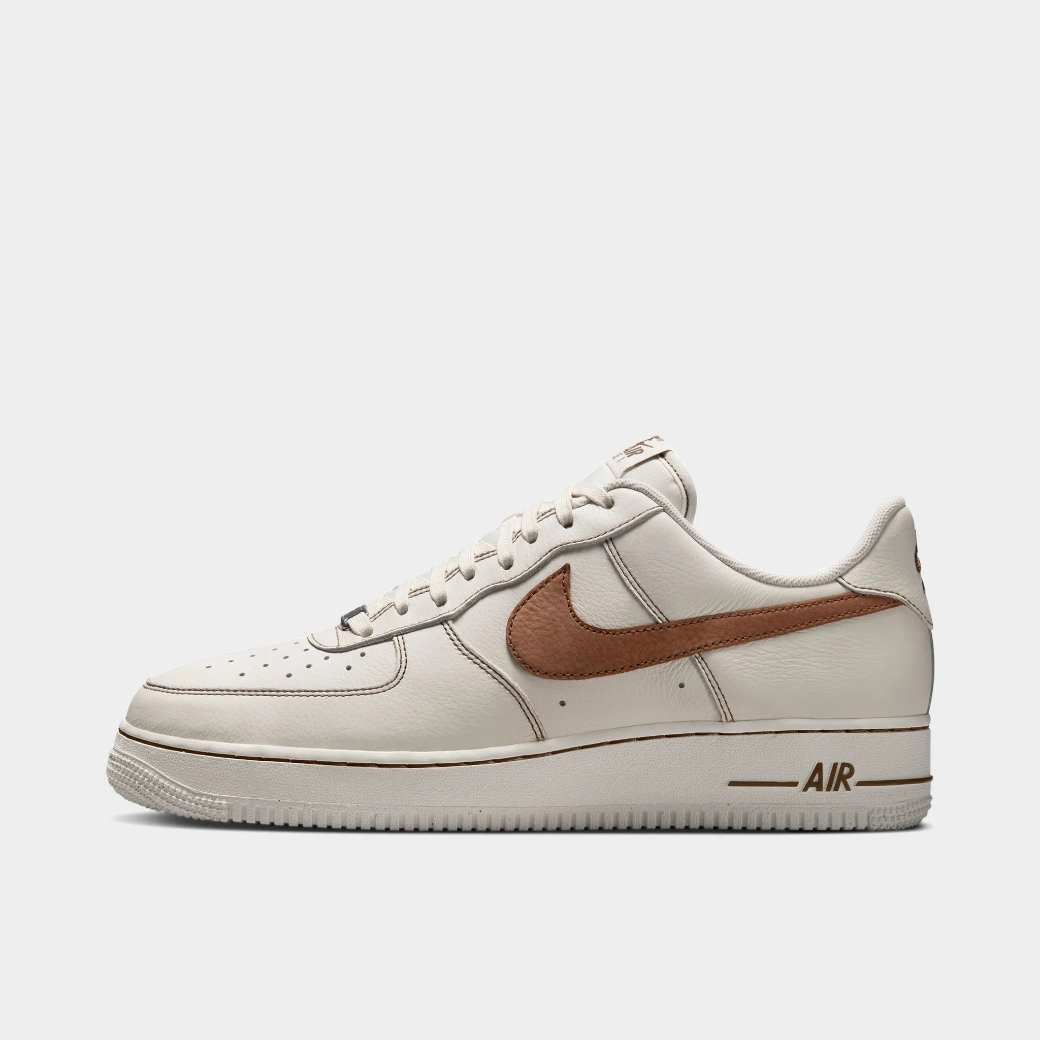 Nike Air Force 1 '07 LV8 Ivory / Saddle Brown Lunch Pace