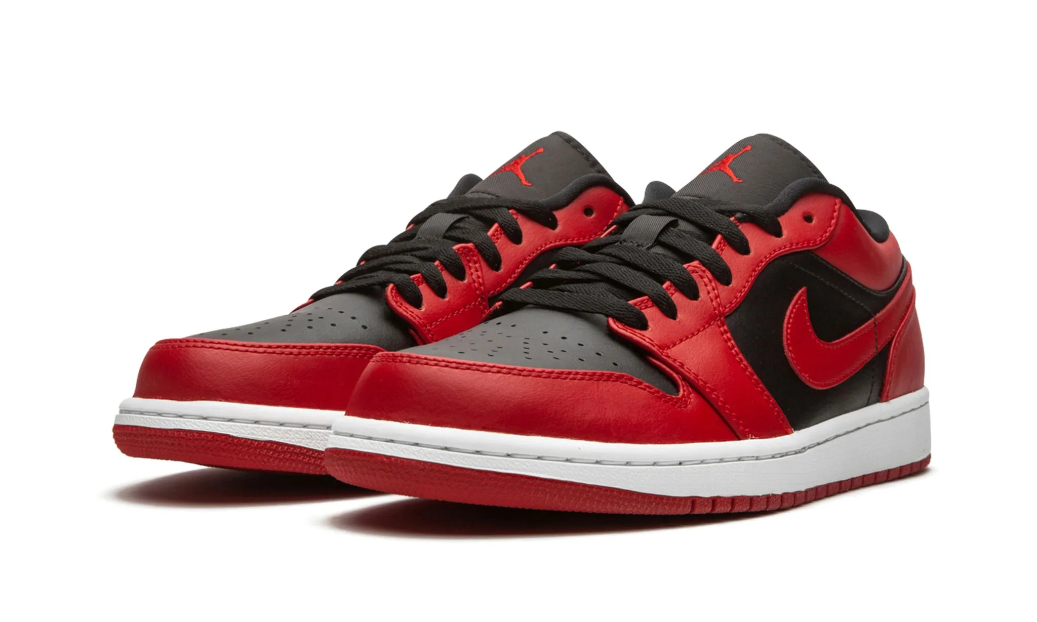 Timeless Fit Air Jordan 1 Low Reverse Bred
