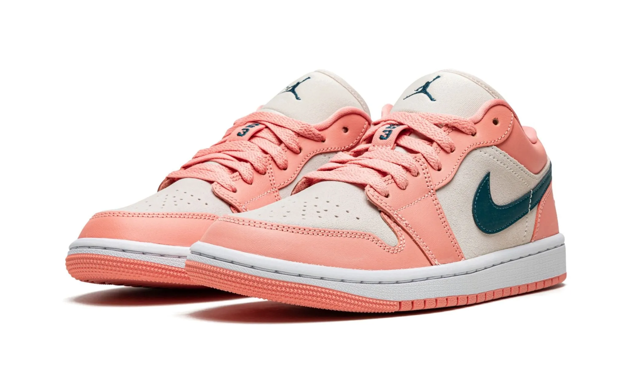 Wmns Air Jordan 1 Low 'Light Madder Root' Step Free